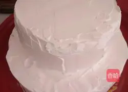 Double Illustration of how to decorate layer cake with cream 8