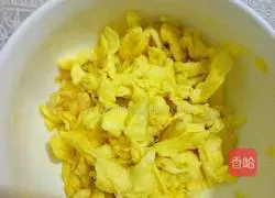 Illustration of how to make egg, milk and vegetable cakes 5