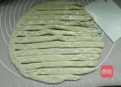 Thousand-layer scallion pancake recipe 6