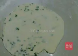 Illustration of how to make green onion cake 12