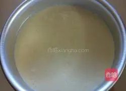 Illustration of how to make chiffon cake for the first time 11