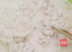 Illustration of how to make meat-filled glutinous rice cakes 1