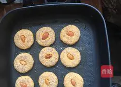 Illustration of how to make sweet potato bean paste cake 8