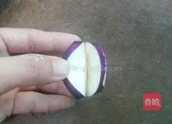 Illustration of how to make fried eggplant cake 3