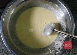 Illustration of how to make hot dogs wrapped in pancakes 2