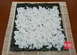 Illustration of how to make sushi 7