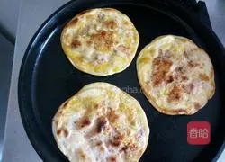 Illustration of how to make dumpling skin version of scallion pancake 2