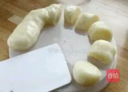 Illustration of how to make glutinous rice cakes with bean paste 5