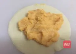 Illustration of how to make small sweet potato pancakes with dumpling skin 4