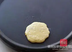 Illustration of how to make banana waffles 7