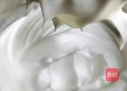 Milk-flavored red date sauce pine Illustration of how to make cakes 10