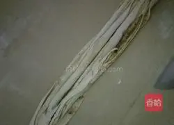 Illustration of how to make pretzels 4