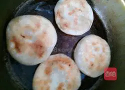 Illustration of how to make fennel pork pie 19