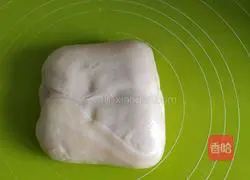 Rose Flower Cake Recipe Illustration 16