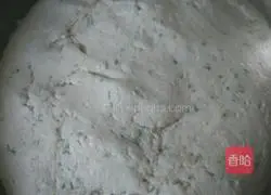 Illustration of how to make moxa leaf-flavored glutinous rice flour bean paste pancakes 3