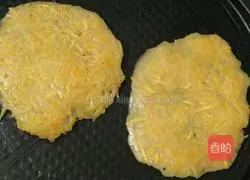 Illustration of how to make sweet potato pancakes 3