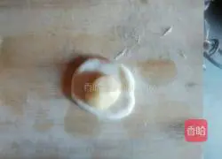 How to make crispy red bean cakes Illustration 5