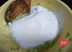 Complementary food Illustration of how to make shrimp and vegetable pancakes 4