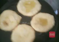 Illustration of how to make pancakes 14