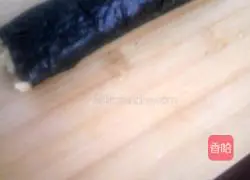 Illustration of how to make black rice sushi 12