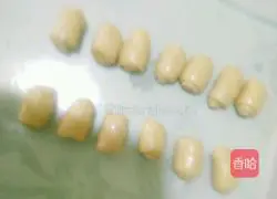 Egg Yolk Crisp (16 pieces) Recipe 13