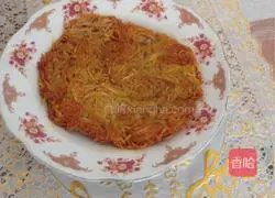 Illustration of how to make potato shredded cake 9