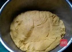 Illustration of making sweet glutinous pumpkin cake 5