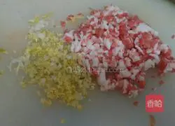 Illustration of how to make fennel stuffed pie 1