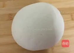 Illustration of how to make sesame paste dough cake 3