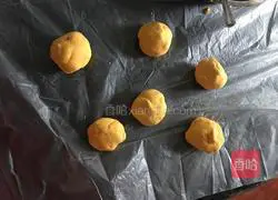 Pumpkin and Purple Sweet Potato Cake Recipe Illustration 8