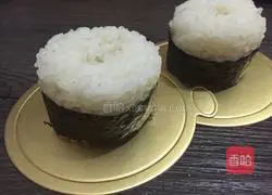 Illustration of how to make shrimp sushi 5