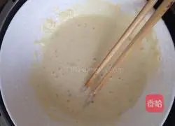 Illustration of how to make glutinous bean dregs pancakes 4