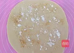 Milk sesame hand-shredded pancake (pan version) recipe 9