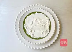 Illustration of how to make Christmas tree muffin cake 14