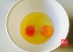 Illustration of how to make fried corn tortillas 3