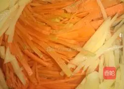 Illustration of how to make double shredded beef patties 1