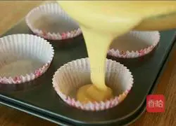 Illustration of how to make bean paste and decorated sponge Huaizi cake 7