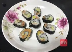 Illustration of how to make sushi at home 9