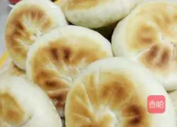 Illustration of how to make leek and pork pancakes 8