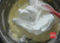 Illustration of how to make raisin cake rolls 8