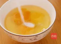 Illustration of how to make seaweed egg pancake 1