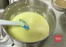 Illustration of how to make 8-inch square mold for chocolate cheesecake 8