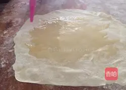 Illustration of how to make hot noodle peanut cake 4