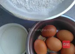 Illustration of how to make 9-inch sponge cake 1