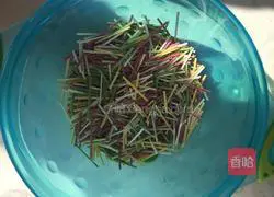Illustration of how to make shrimp egg pancake noodles 6