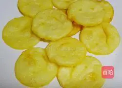 How to make smiley potato cakes Illustration 15