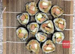 Illustration of how to make sushi 6