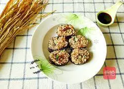 Illustration of how to make meat floss and ham sushi 11