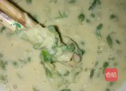 Illustration of how to make acacia flower cake 2