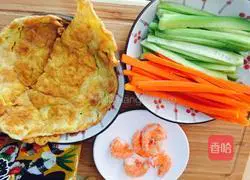 Fresh Illustration of how to make shrimp sushi 2